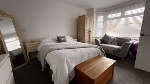 Bedroom- click for photo gallery